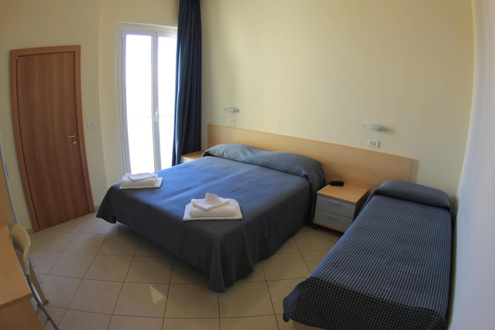 Hotel Fantasy Rimini Room photo