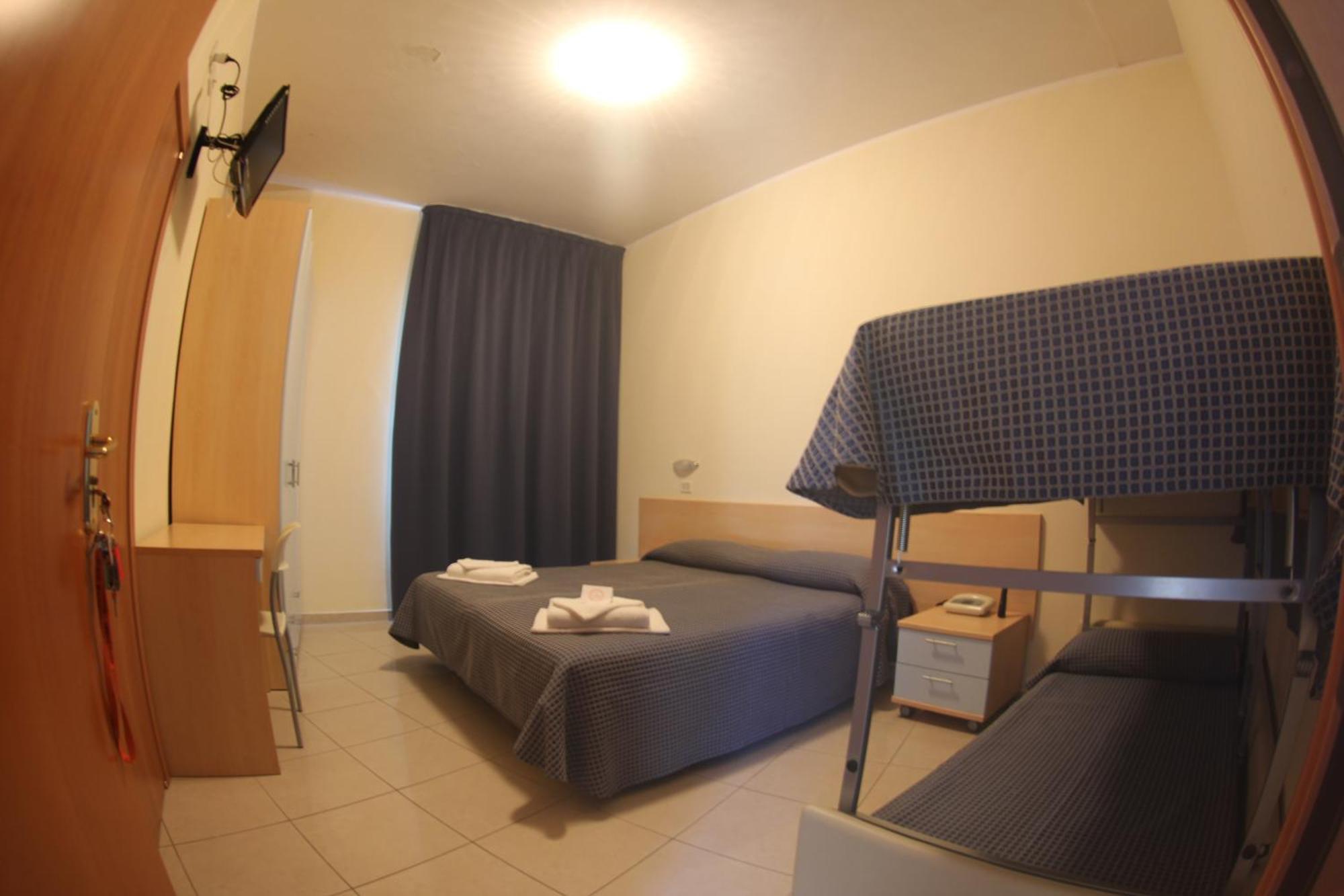 Hotel Fantasy Rimini Room photo