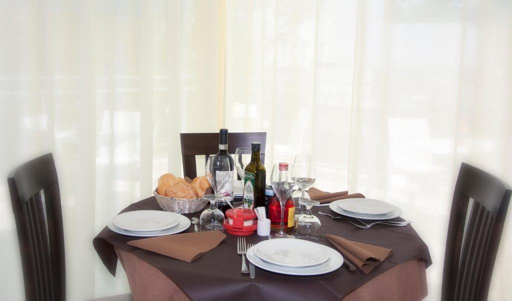 Hotel Fantasy Rimini Exterior photo