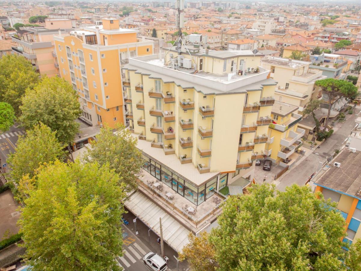 Hotel Fantasy Rimini Exterior photo